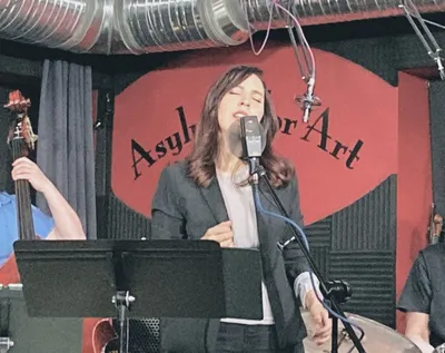 Victoria Genest performing at Asylum.